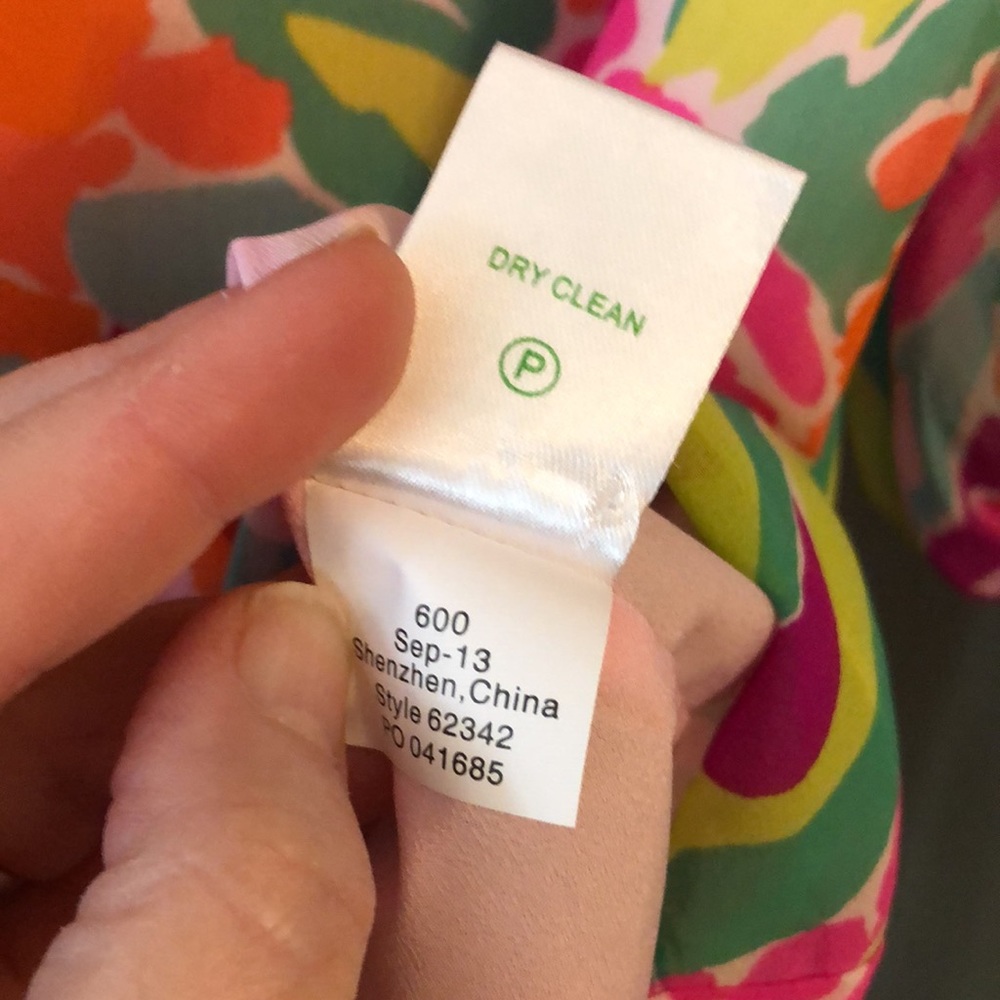 Lilly Pulitzer Carleigh Silk Tunic Dress in Multi Lulu, Size 2. - Picture 12 of 16